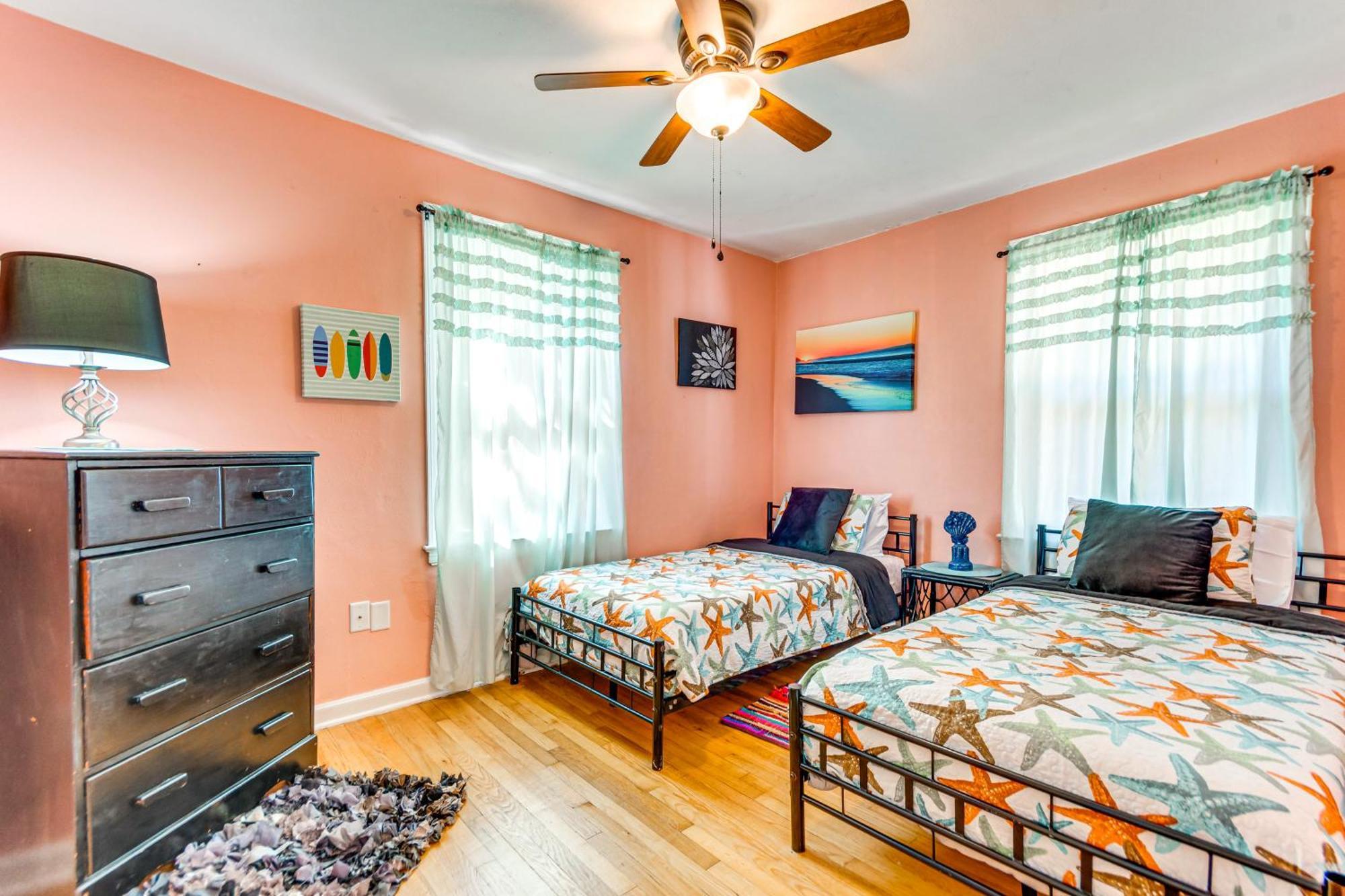 Fort Walton Coastal Retreat With Yard Walk To Beach Fort Walton Beach Exteriör bild