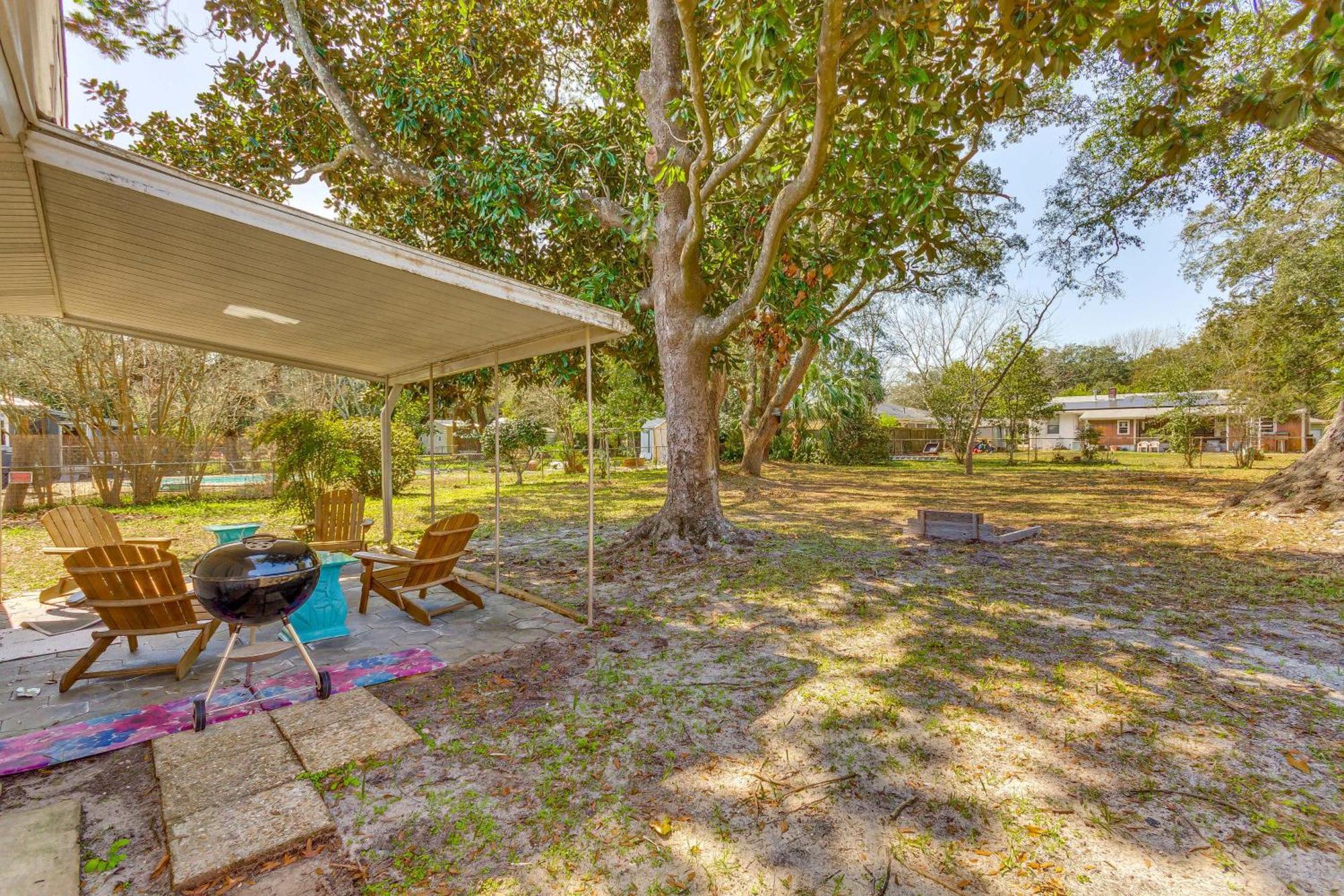 Fort Walton Coastal Retreat With Yard Walk To Beach Fort Walton Beach Exteriör bild